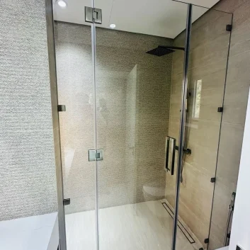 aluminium door work in dubai